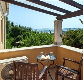 3 bedroom villa with heated pool in Kassiopi, Corfu, sleeps 6